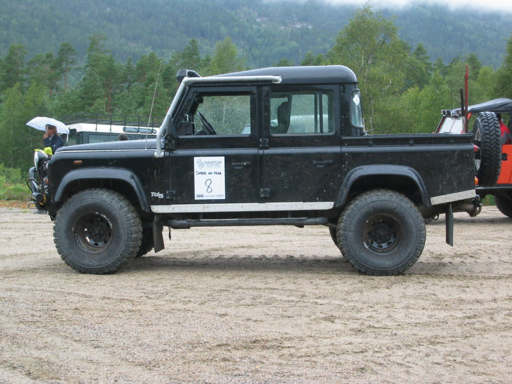 Defender 110 Crew Cab